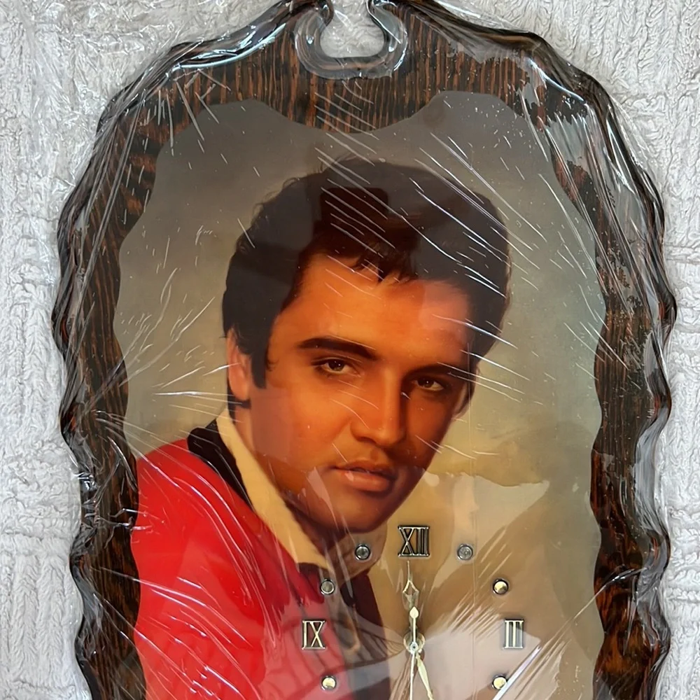 Vintage 70's Elvis Presley wood decoupage wall clock art